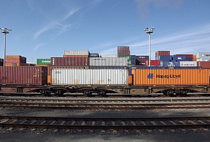 Przepływ kontenerów kolejowych między Chinami, a Europą wzrósł 2,5-krotnie