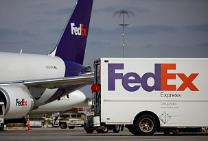 FedEx zmniejsza lotniczą flotę towarową z powodu obniżenia popytu